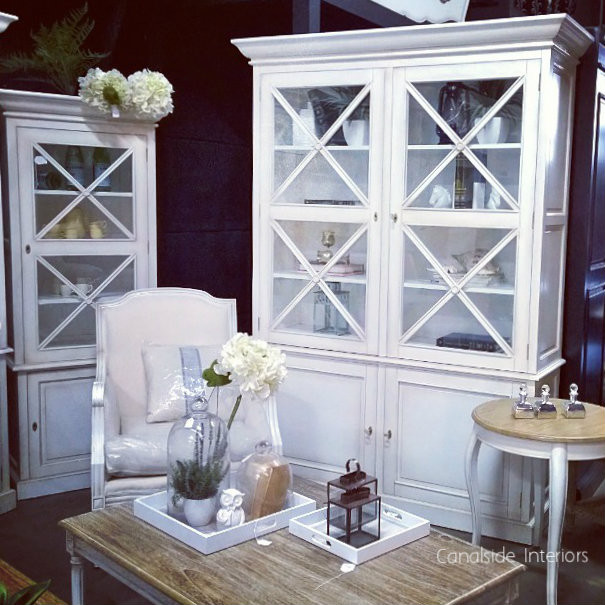 South Hamptons Wall Unit