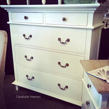 Berry Court 5 Drawer Chest