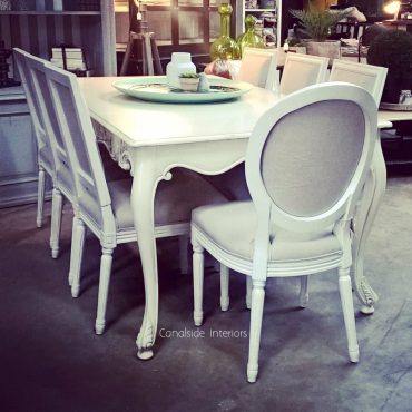 Laurent Dining Table