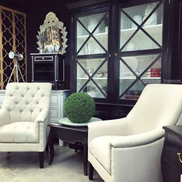 South Hamptons Wall Unit