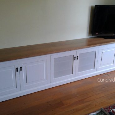 Custom Made TV Entertainment Unit - North Bondi Premises