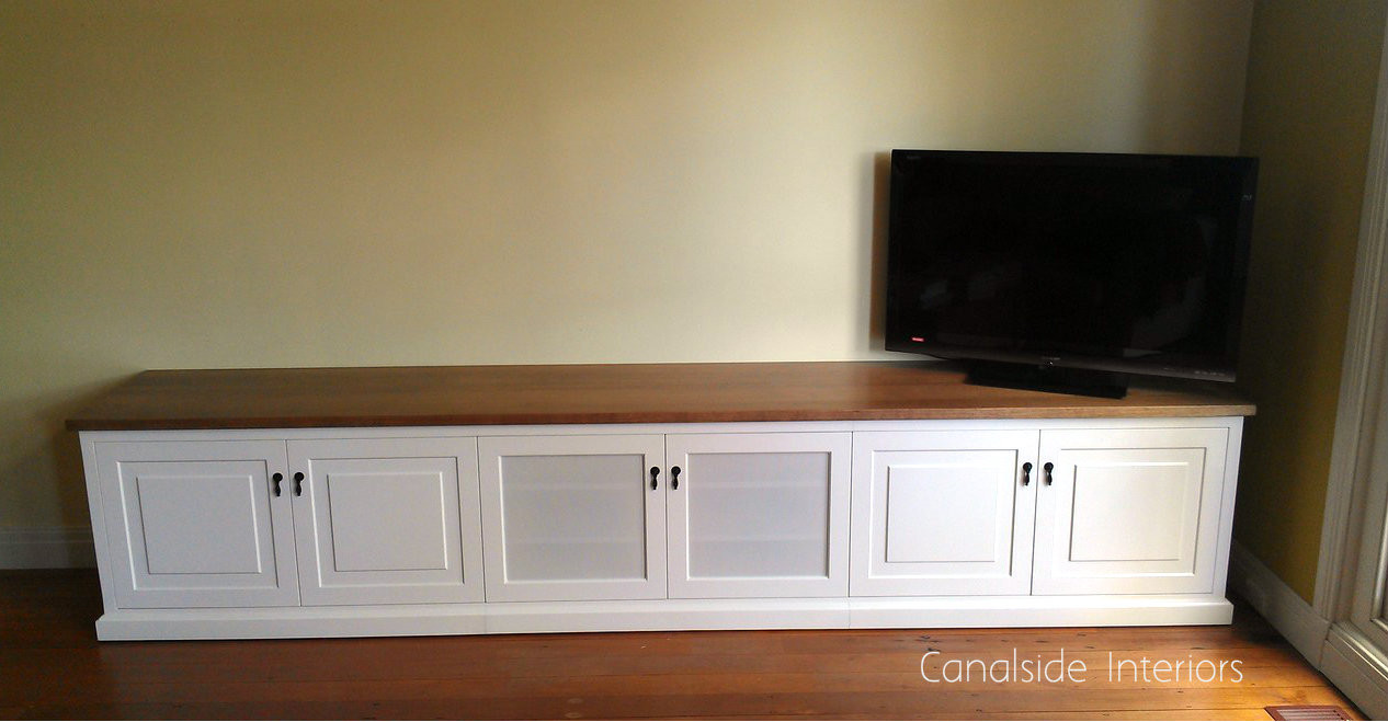 Custom Made TV Entertainment Unit - North Bondi Premises