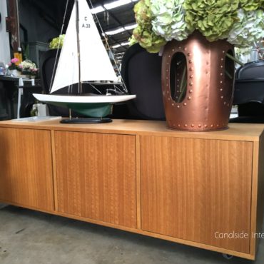 Dana II TV Entertainment Unit