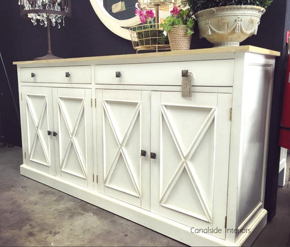 South Hamptons 4 Door Buffet