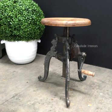 Valor Adjustable Industrial Stool with Crank