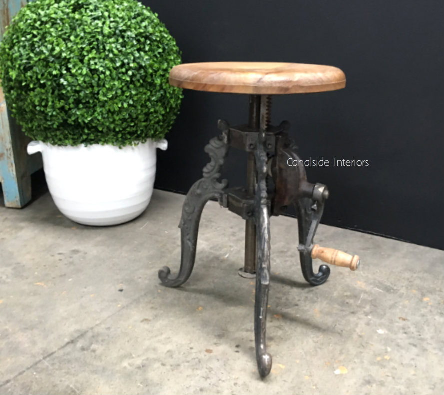 Valor Adjustable Industrial Stool with Crank
