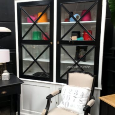 South Hamptons Wall Unit - Large