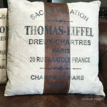 Cushion - Thomas Eiffel