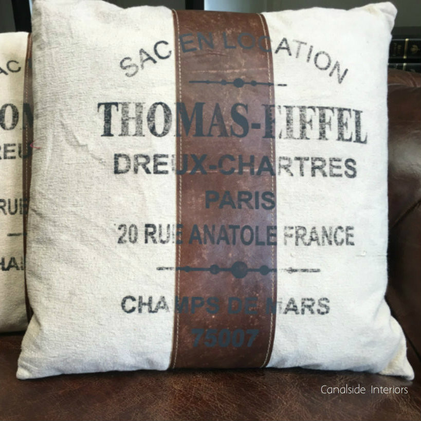 Cushion - Thomas Eiffel