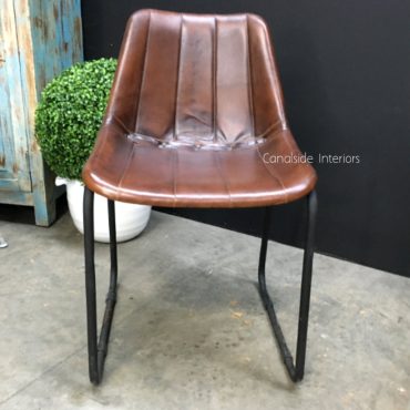 Linetti Leather Chair with Straight Stitching