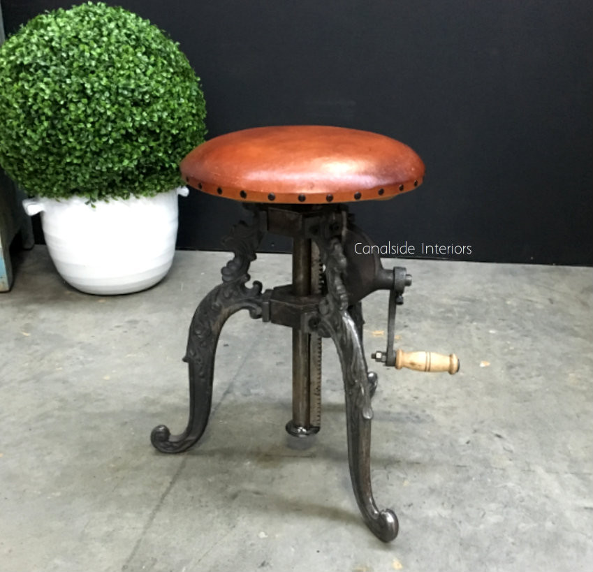 Valor Adjustable Industrial Stool with Crank