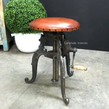 Valor Adjustable Industrial Stool with Crank