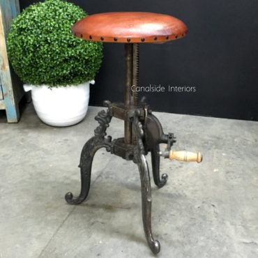 Valor Adjustable Industrial Stool with Crank