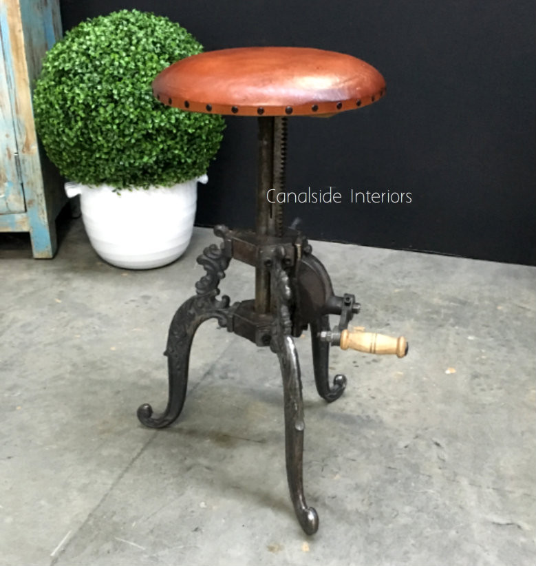 Valor Adjustable Industrial Stool with Crank