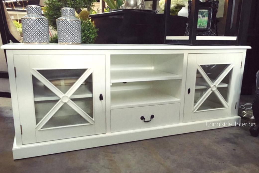 South Hamptons TV Unit