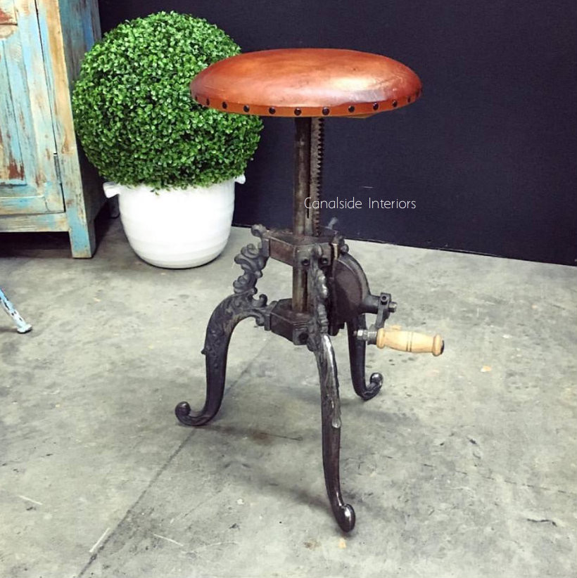 Valor Adjustable Industrial Stool with Crank