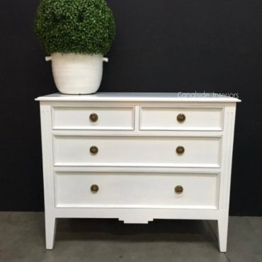 Peninsula 4 Drawer Chest