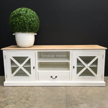 South Hamptons TV Unit