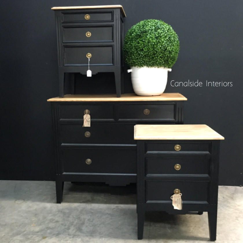 Peninsula 4 Drawer Chest and Bedsides