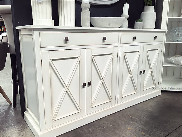 South Hamptons 4 Door Buffet