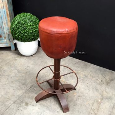 Kapoow Industrial Stool