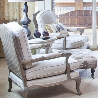 Clarke Armchair
Image via www.pinterest/canalsideint