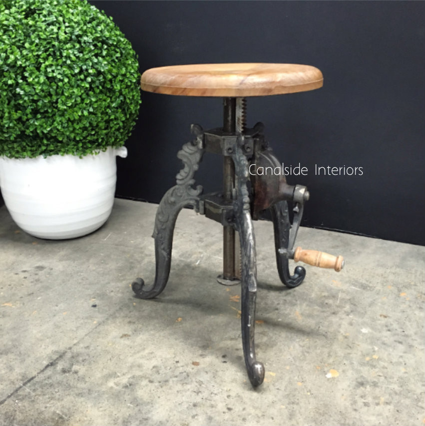Valor Adjustable Industrial Stool with Crank