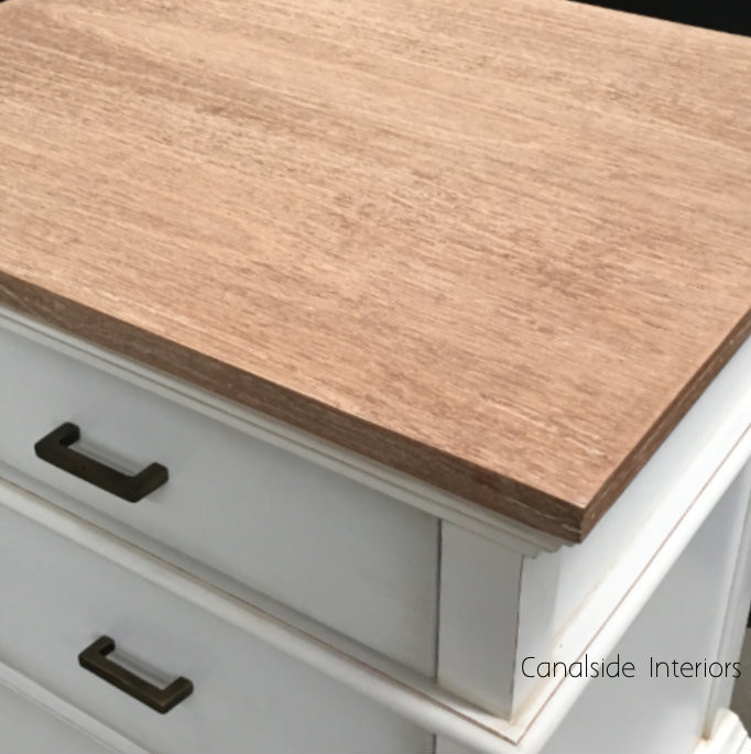 Berry II Court Bedside