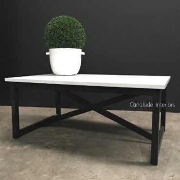 South Hamptons Coffee Table