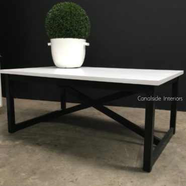 South Hamptons Coffee Table