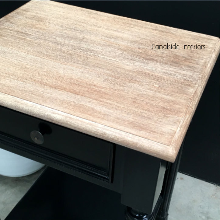 Nadine II Hamptons 1 Drawer Bedside