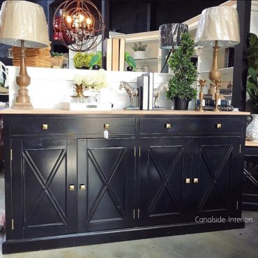 South Hamptons 4 Door Buffet