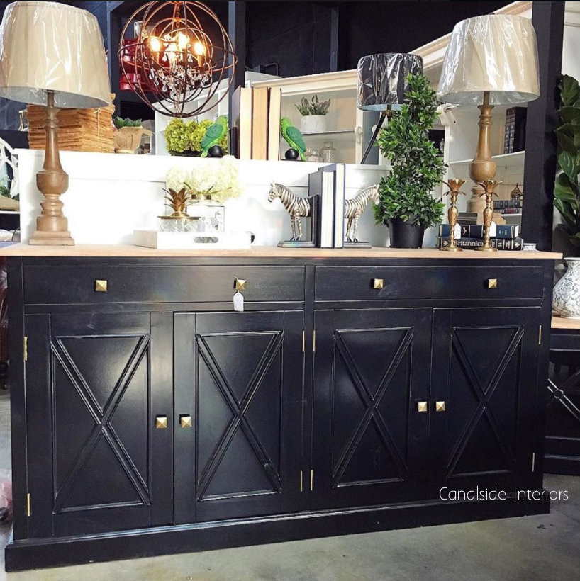 South Hamptons 4 Door Buffet