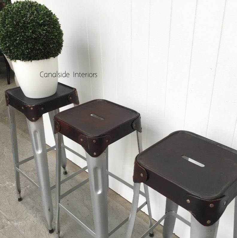 Pilot Bar Stool