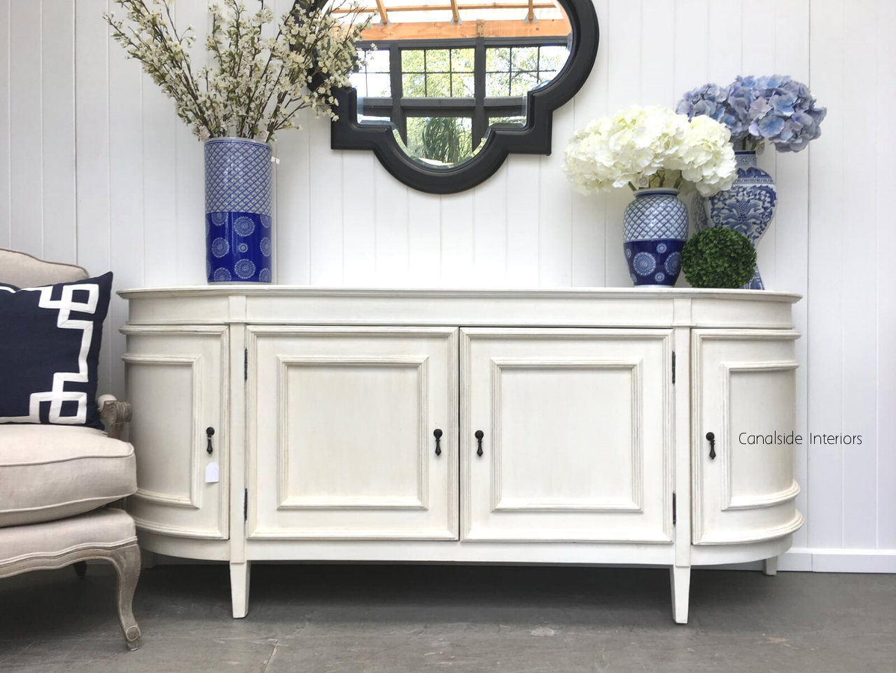 Francia Sideboard