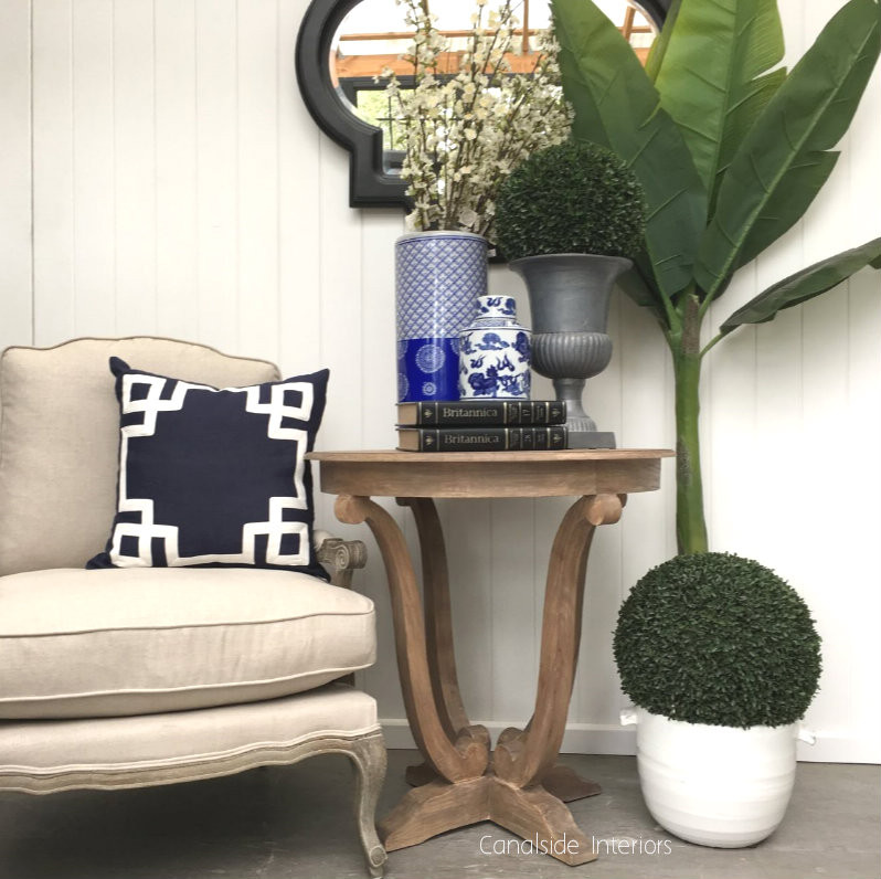 Downton Round Hall Table / Side Table