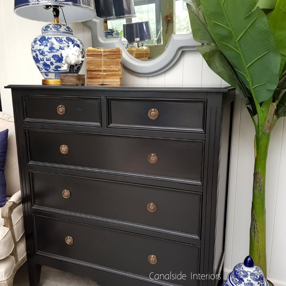 Peninsula 5 Drawer Chest