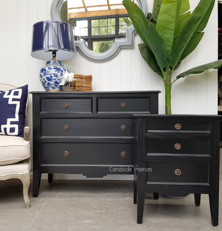 Peninsula 4 Drawer Chest and Peninsula Bedside