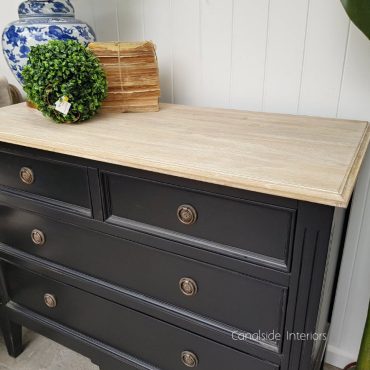 Peninsula 4 Drawer Chest