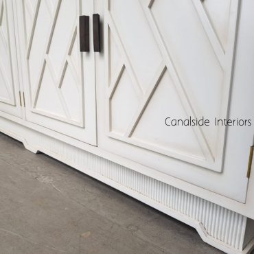 Ellery 4 Door Sideboard - Base detail