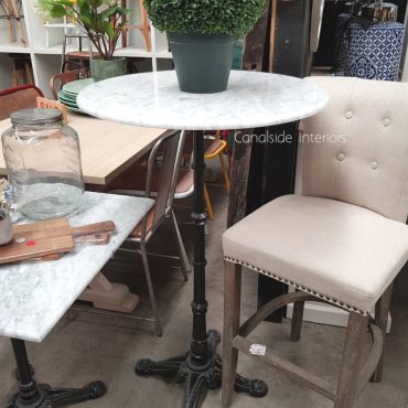 *Cafe Table Top - Carrara Marble - Round