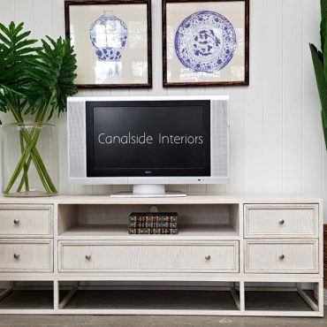 Cape Cod TV Unit