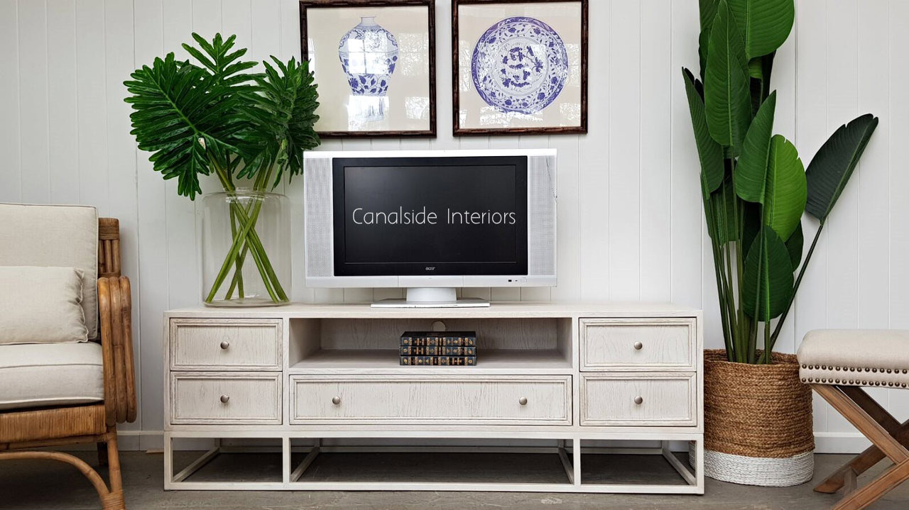 Cape Cod TV Unit