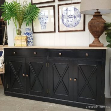 South Hamptons 4 Door Buffet