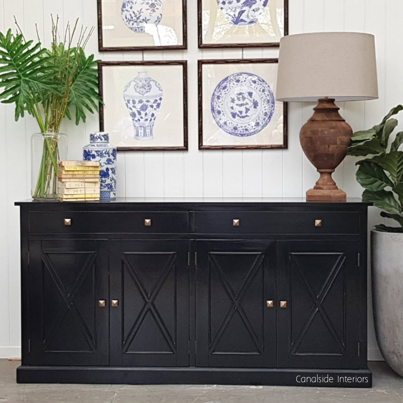 South Hamptons 4 Door Buffet