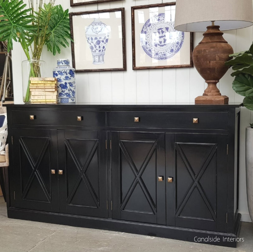 South Hamptons 4 Door Buffet