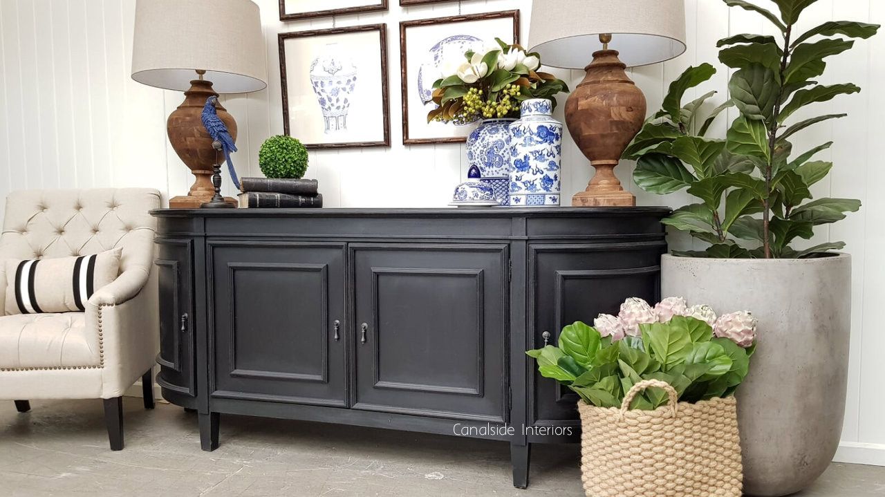 Francia Sideboard
