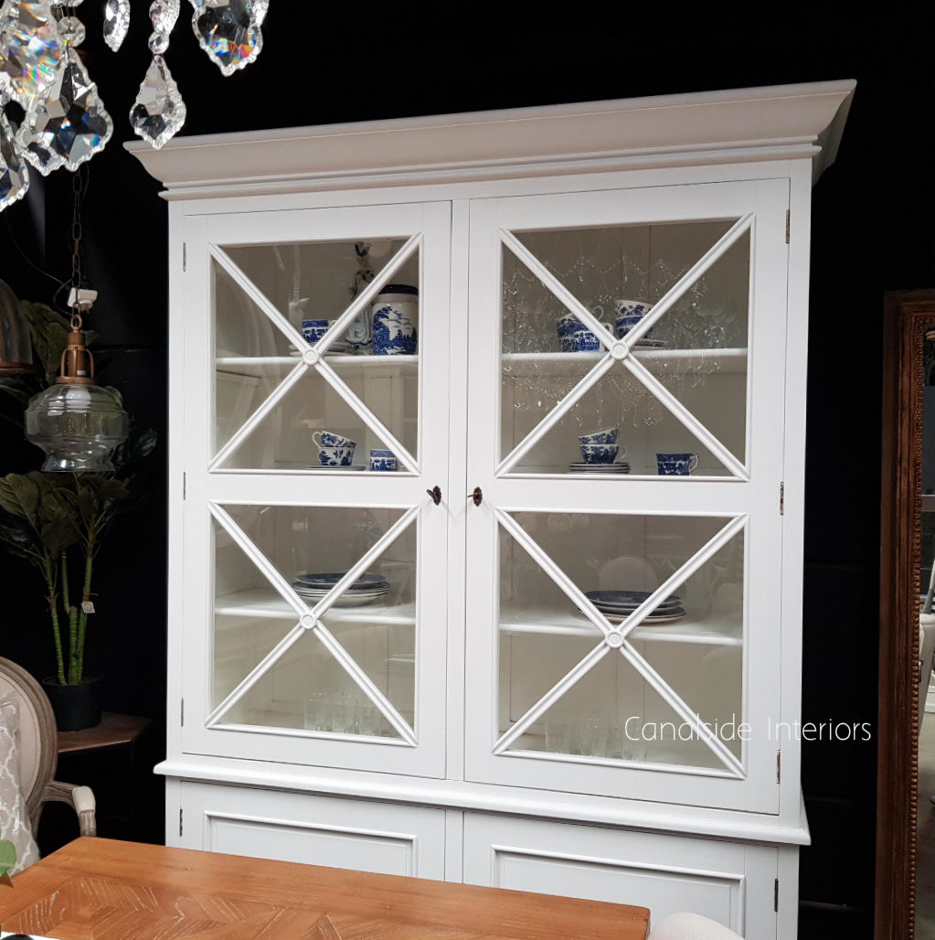 South Hamptons Wall Unit