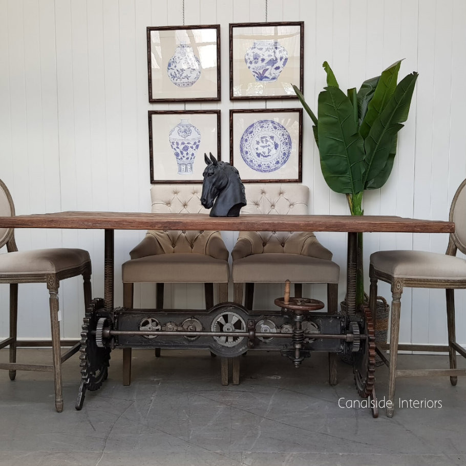 Cog Adjustable Dining to Bar Table