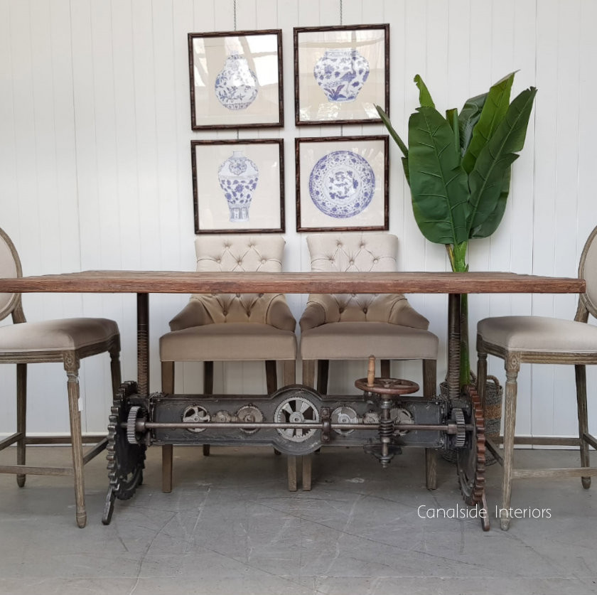 Cog Adjustable Dining to Bar Table